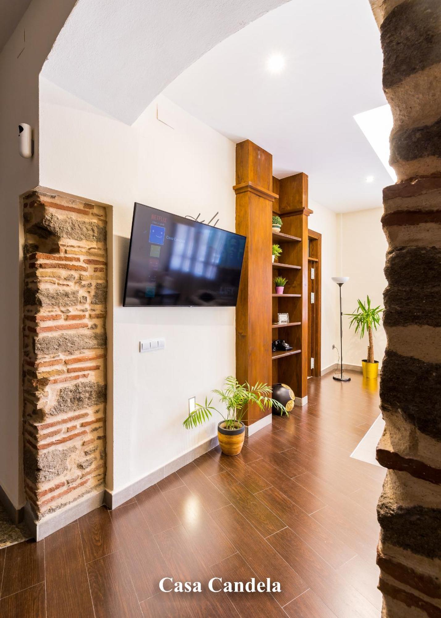 Apartamentos Candela ألورا المظهر الخارجي الصورة